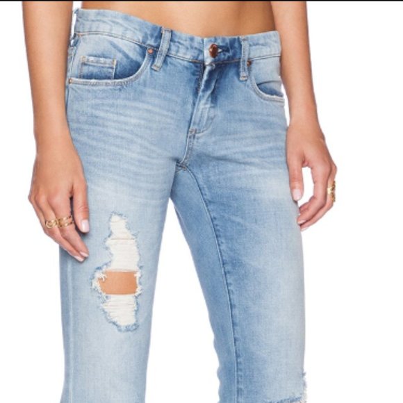 BLANK NYC Distressed Skinny Jean - Picture 1 of 16